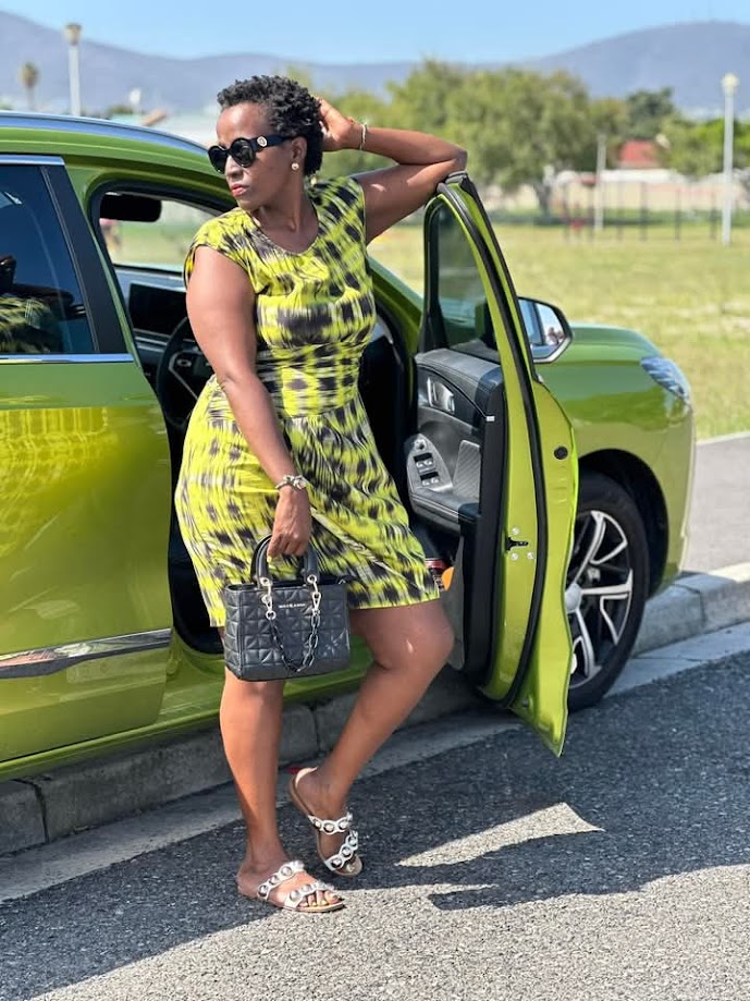 Florence Sugar Mummy in Lavington Is Looking for a Polite, Loyal Man for a Private Relationship