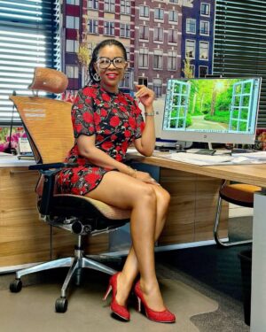Rebecca from Kisumu Milimani smiling, symbolizing a confident woman seeking a kind and focused young man for companionship.